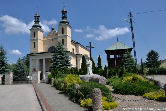 Kościół pw. św. Teresy z Ávila w Wyśmierzycach. Foto: ks. Stanisław Piekielnik / www.diecezja.radom.pl