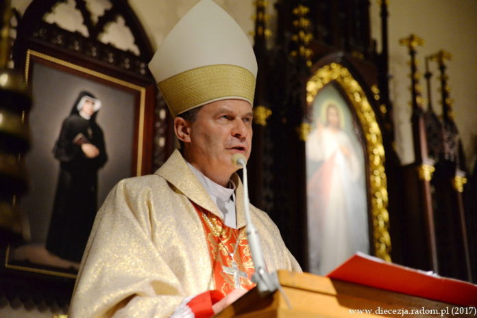 Bp Tadeusz Bronakowski, Przewodniczący Zespołu KEP ds. Apostolstwa Trzeźwości i Osób Uzależnionych. Foto: ks. S. Piekielnik / www.diecezja.radom.pl