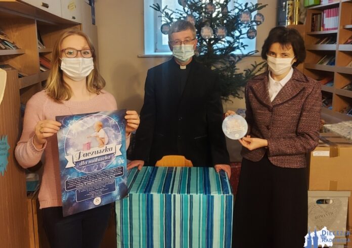 Przy kurialnej „Paczce dla Maluszka