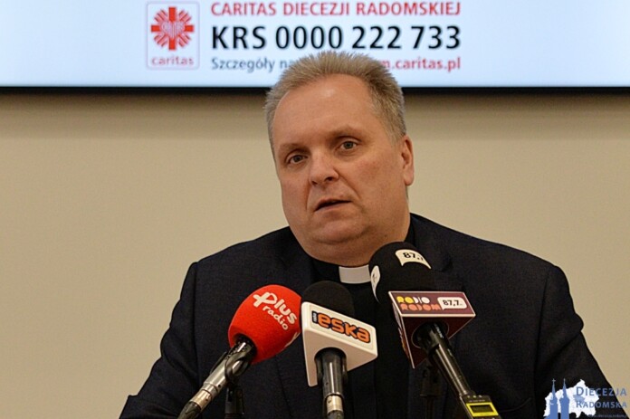 Ks. Robert Kowalski, dyrektor Caritas Diecezji Radomskiej. Foto: ks. S. Piekielnik / www.diecezja.radom.pl