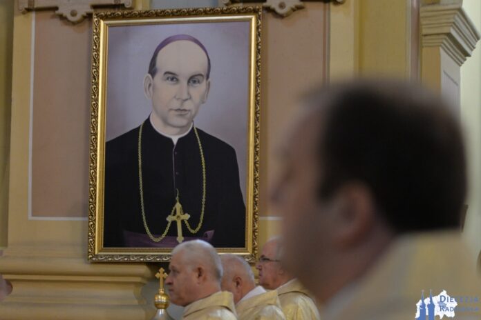 Sługa Boży Bp Piotr Gołębiowski. Kościół w Jedlińsku. Foto: ks. S. Piekielnik / www.diecezja.radom.pl